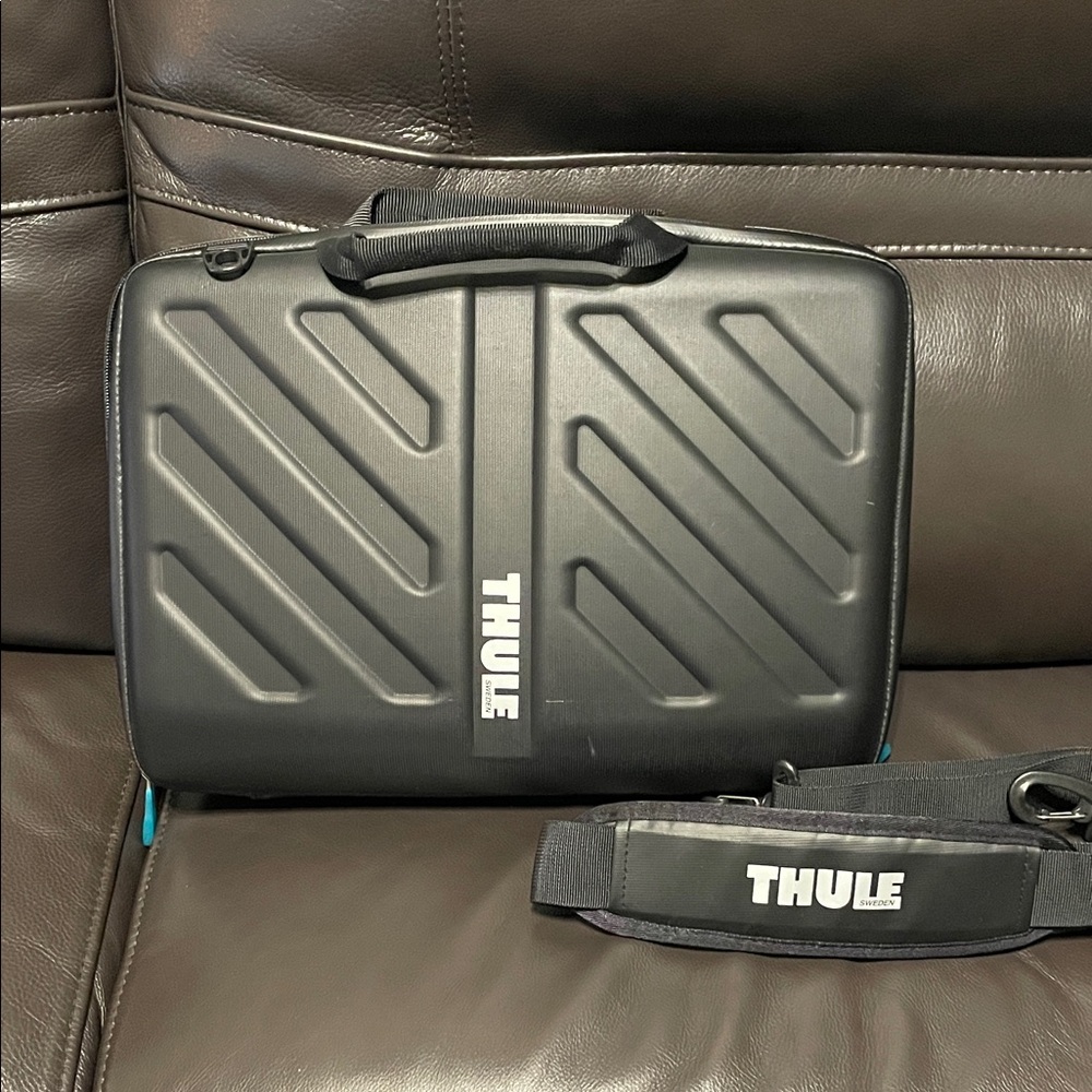 Thule Black Hard Shell Laptop Bag